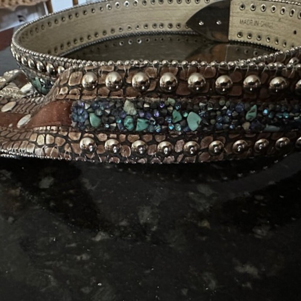 belt - Picture 3 of 3
